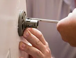 Security Locksmith Services Racine, WI 262-806-0567 - 18-Emergency-Opening